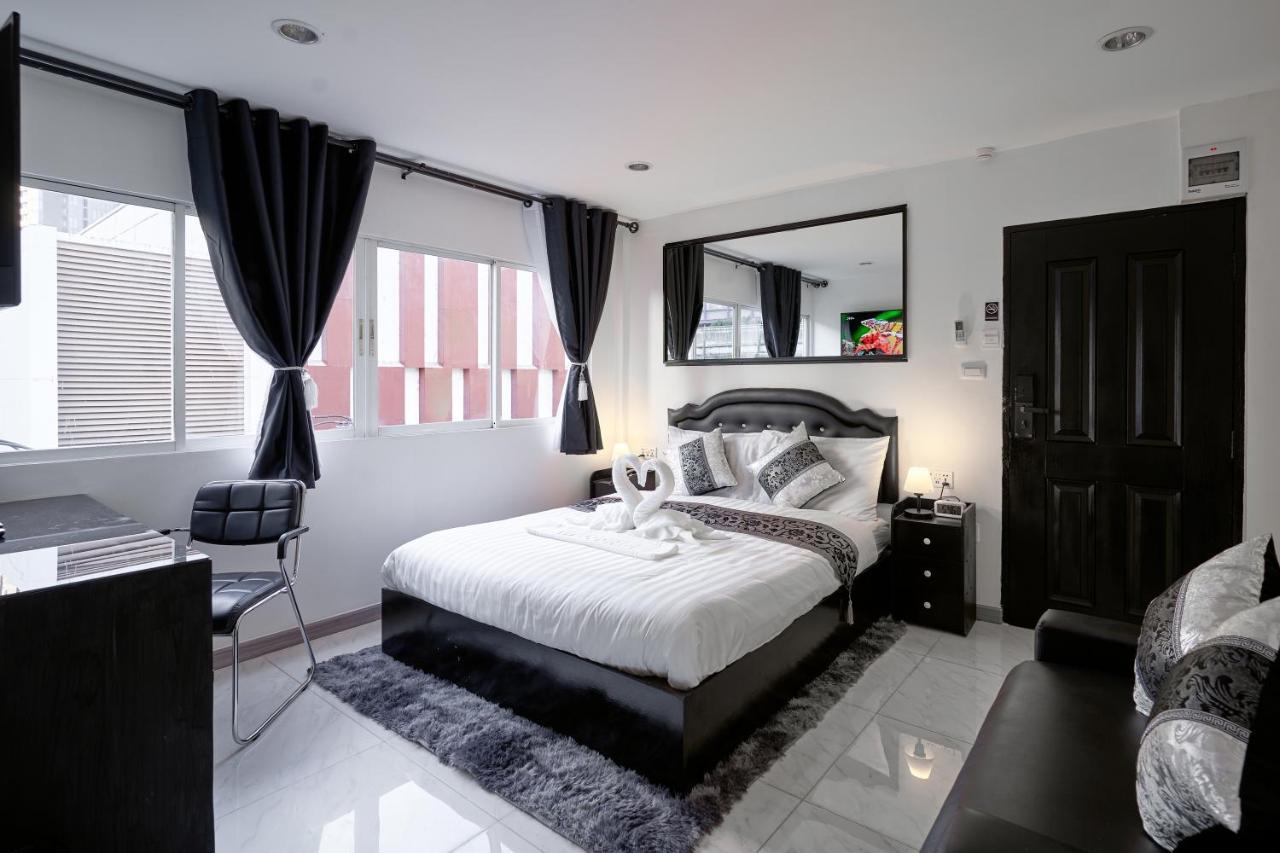 Thonglor Suites Hotel Bangkok Exterior foto